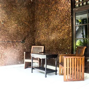 Hotel Berlian **